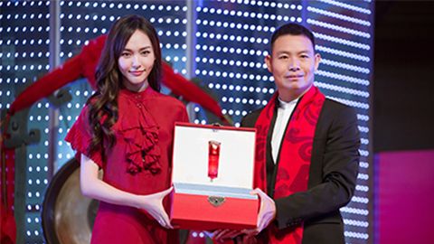 中国美正当红，U9国际A股上市，引领新时代